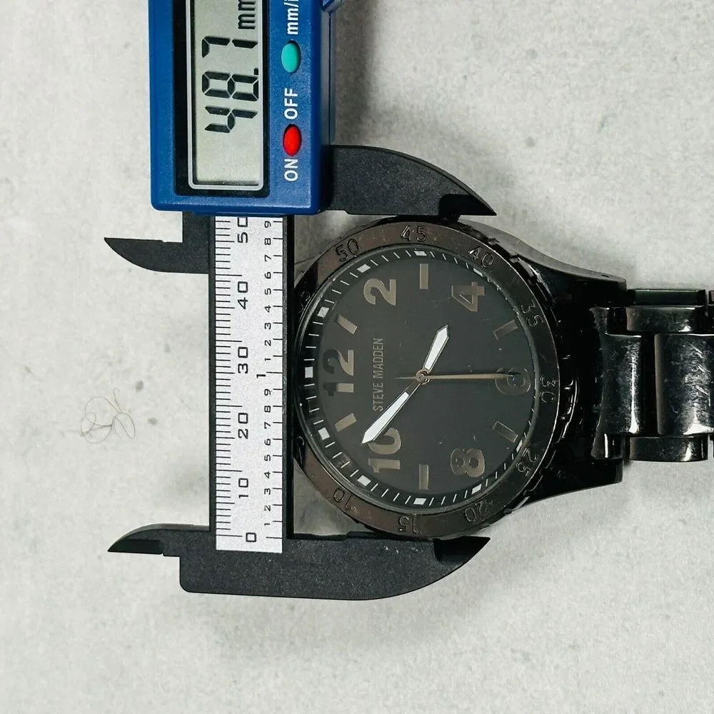 Steve Madden Watch Mens 48mm Dark Gray Rotating Bezel New Battery